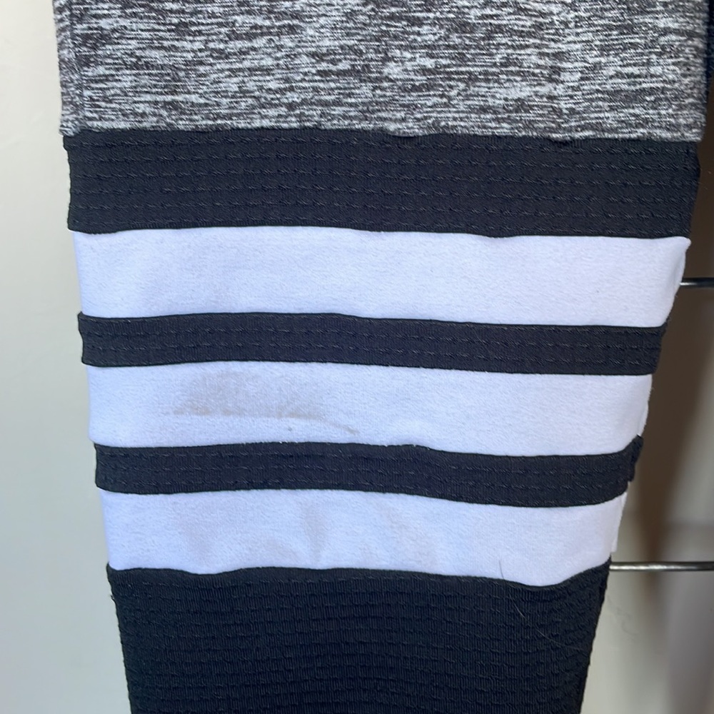 Bombshell sportswear thigh high leggings - Picture 4 of 11